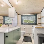 Amazing In With Kitchen אבנרה