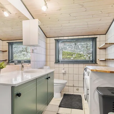 Fantastiskt Hem I Med Kök Aabenraa